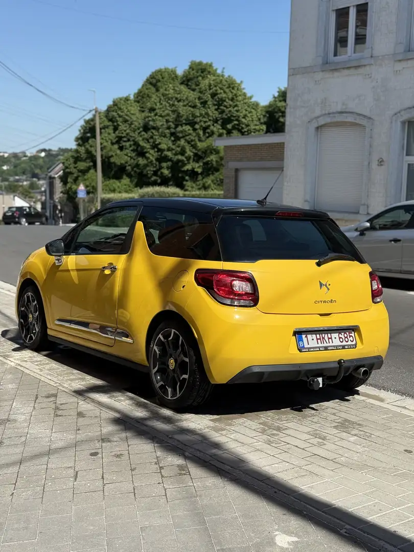 Citroen DS3 1.6 HDi So Chic - 2