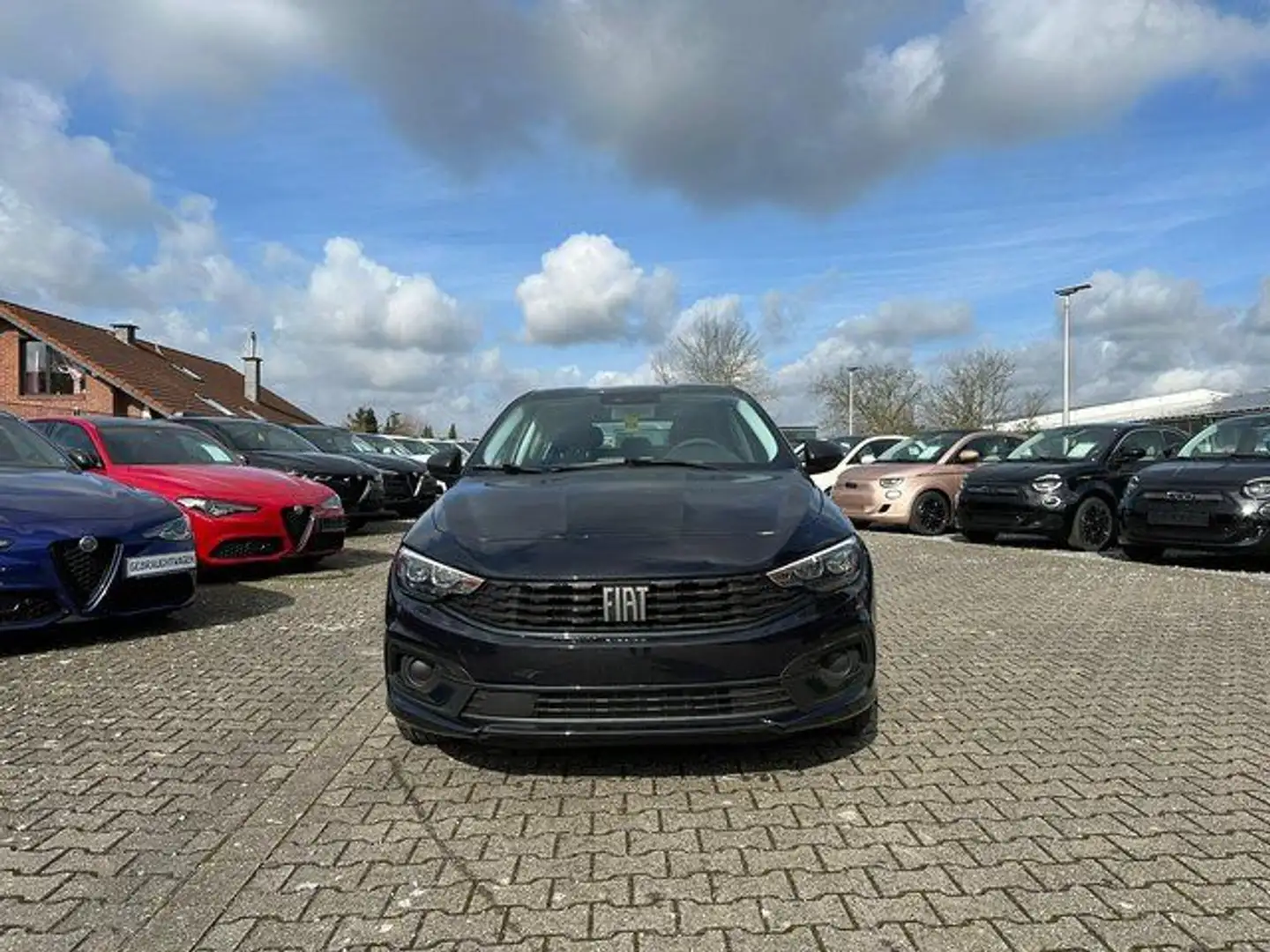 Fiat Tipo 1.5 DCT #KomfortPaket #TechPaket Schwarz - 2