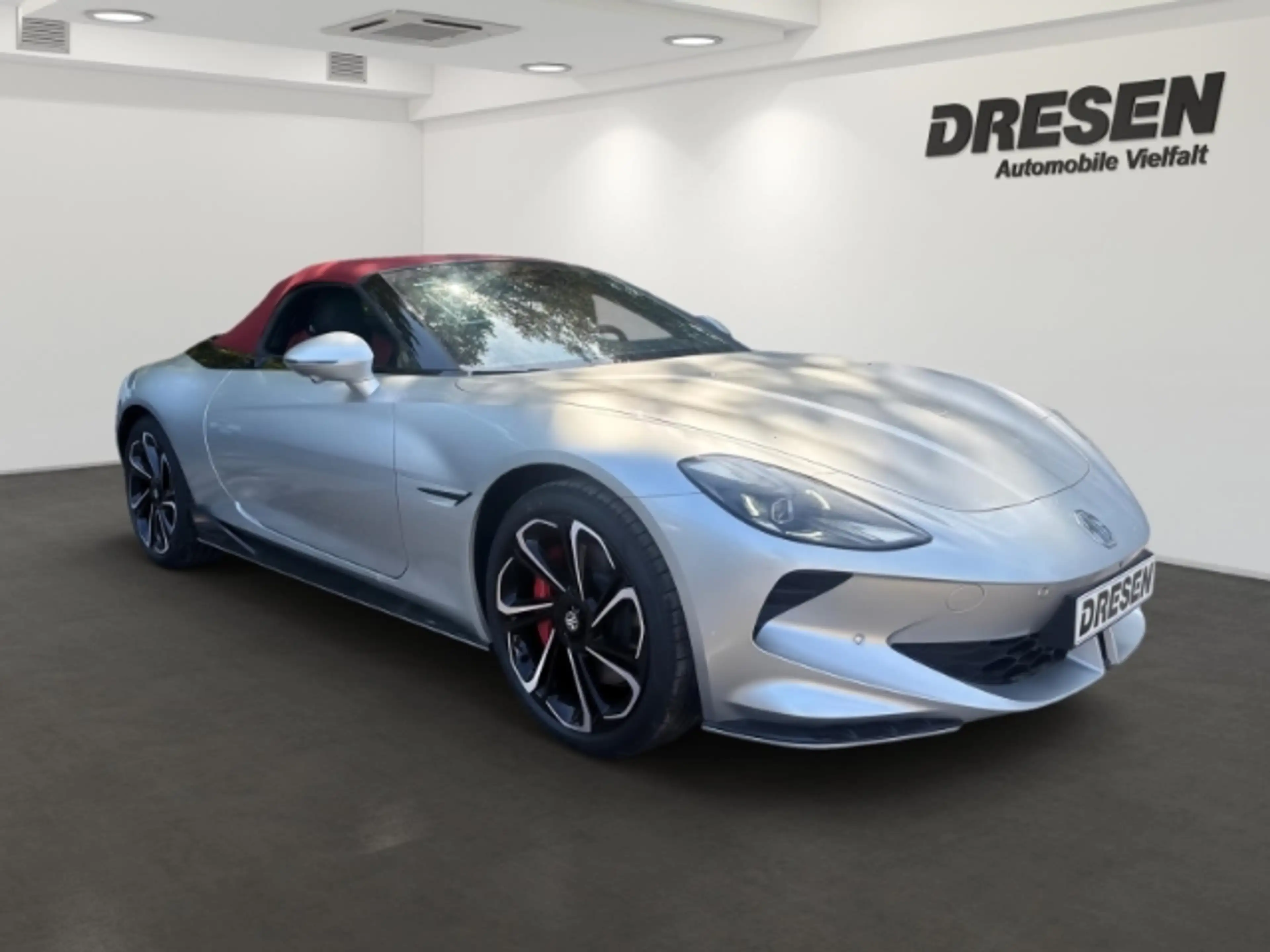 MG Cyberster MG 375 kW AWD Elektromotor Xpower+ESP+Navi+ABS — photo 2