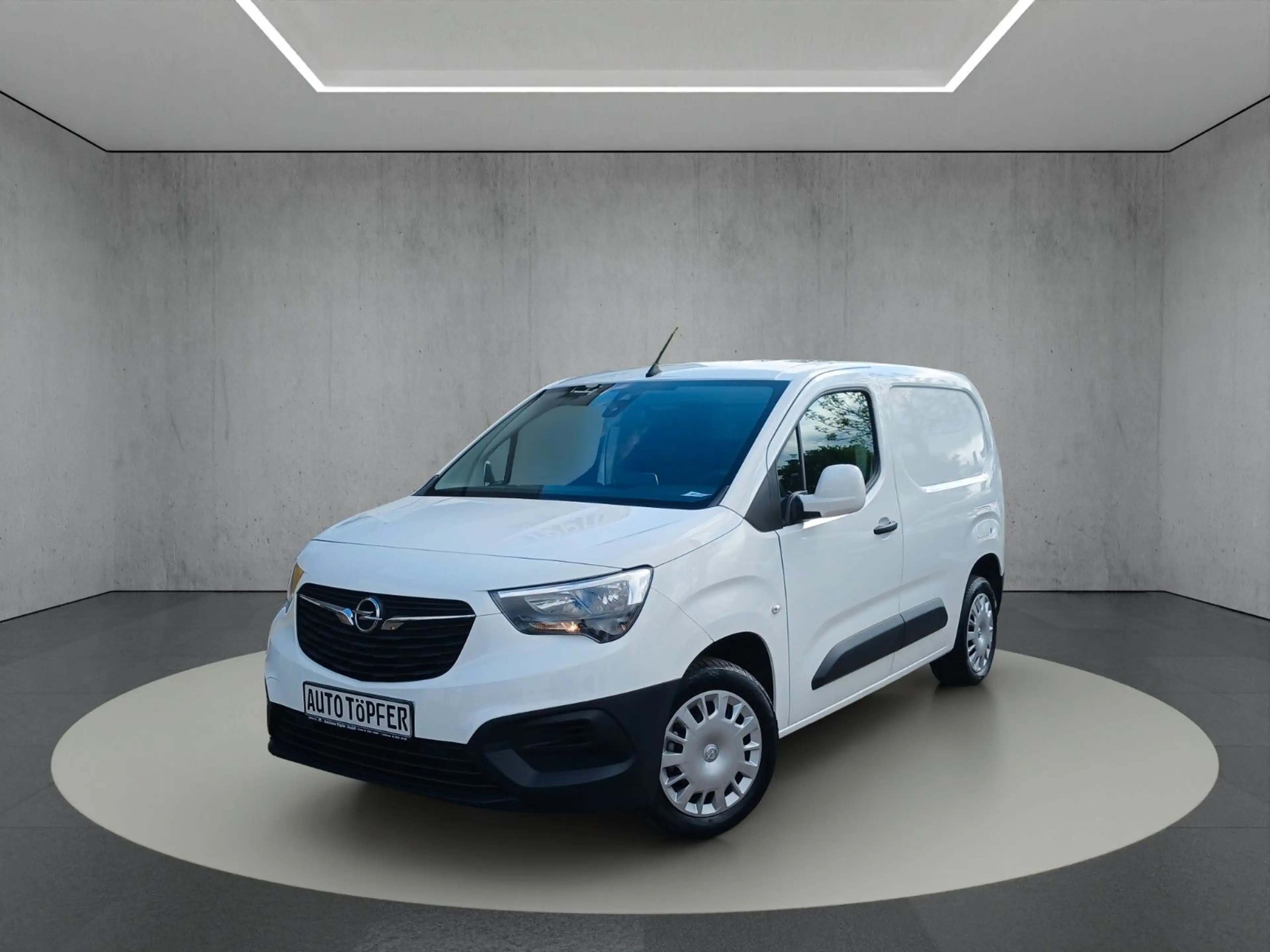 Opel Combo E "Cargo Edition" Klima/Garantie/1-Hand — photo 2