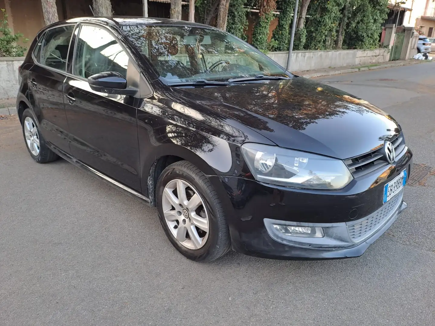 Volkswagen Polo 1.4 GPL Zwart - 1