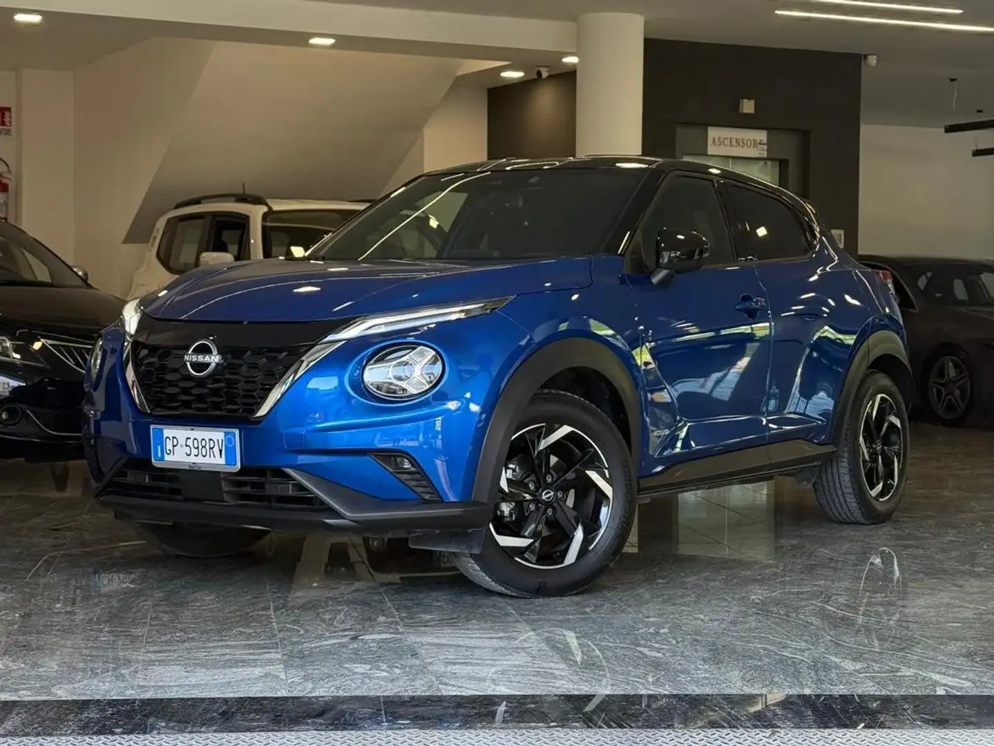 Nissan Juke Juke 1.6 hev N-Connecta Blu/Azzurro - 1