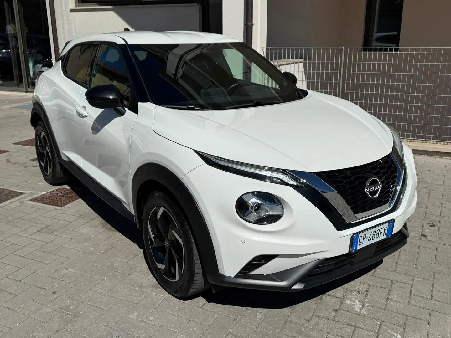 Nissan Juke Juke 1.0 dig-t N-Connecta 114cv Pari al nuovo!! Bianco - 1