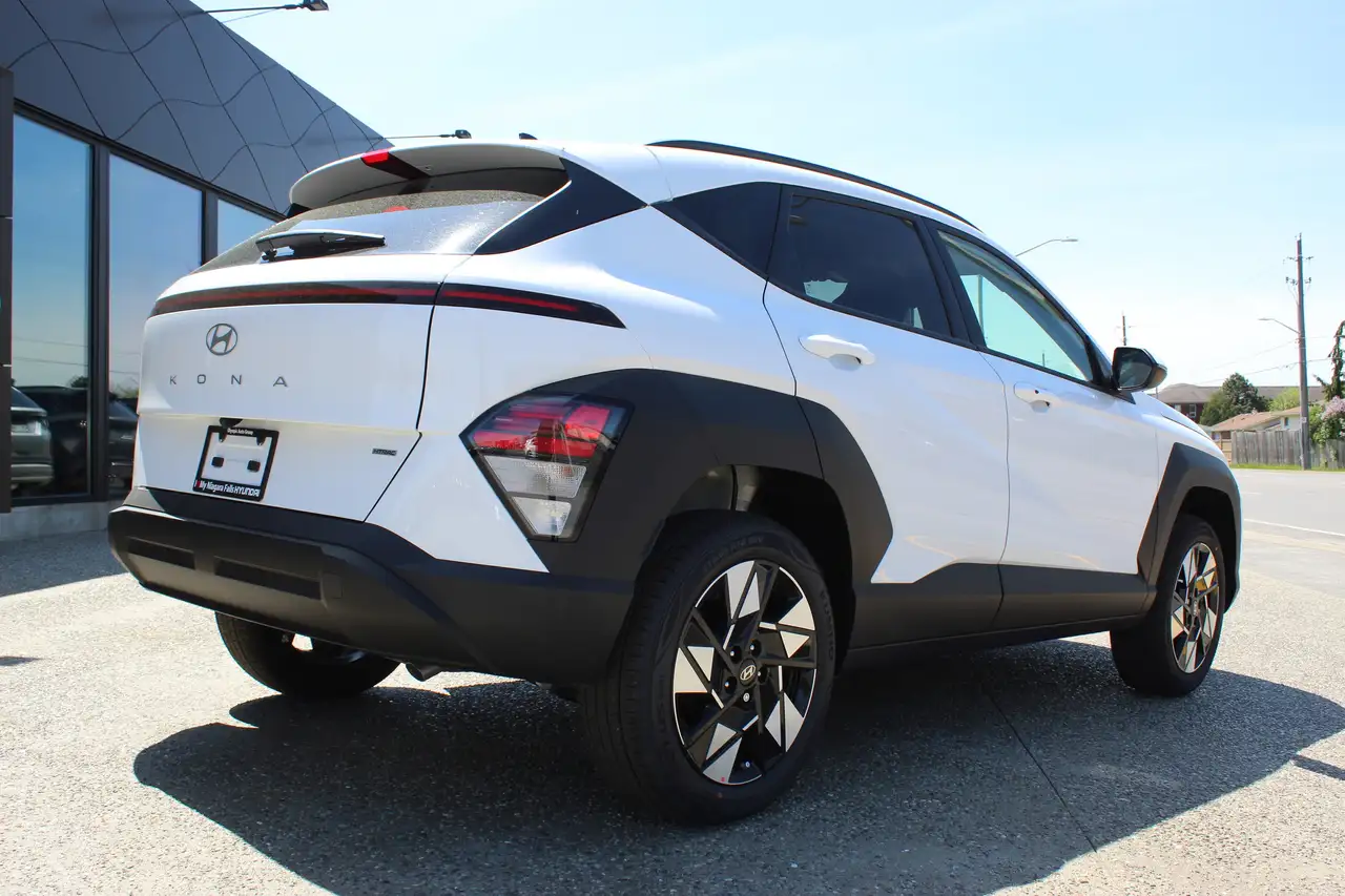 Hyundai KONA снимка Hyundai KONA