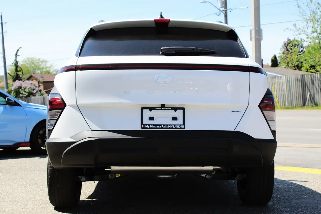 Hyundai KONA снимка Hyundai KONA