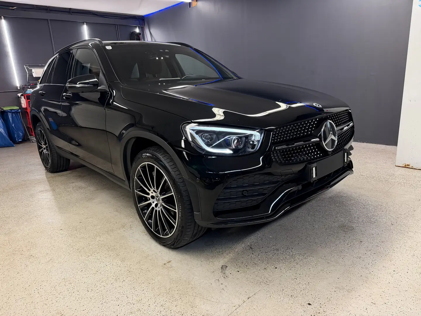 Mercedes-Benz GLC 300 GLC 300 e 4Matic (253.953) Schwarz - 1