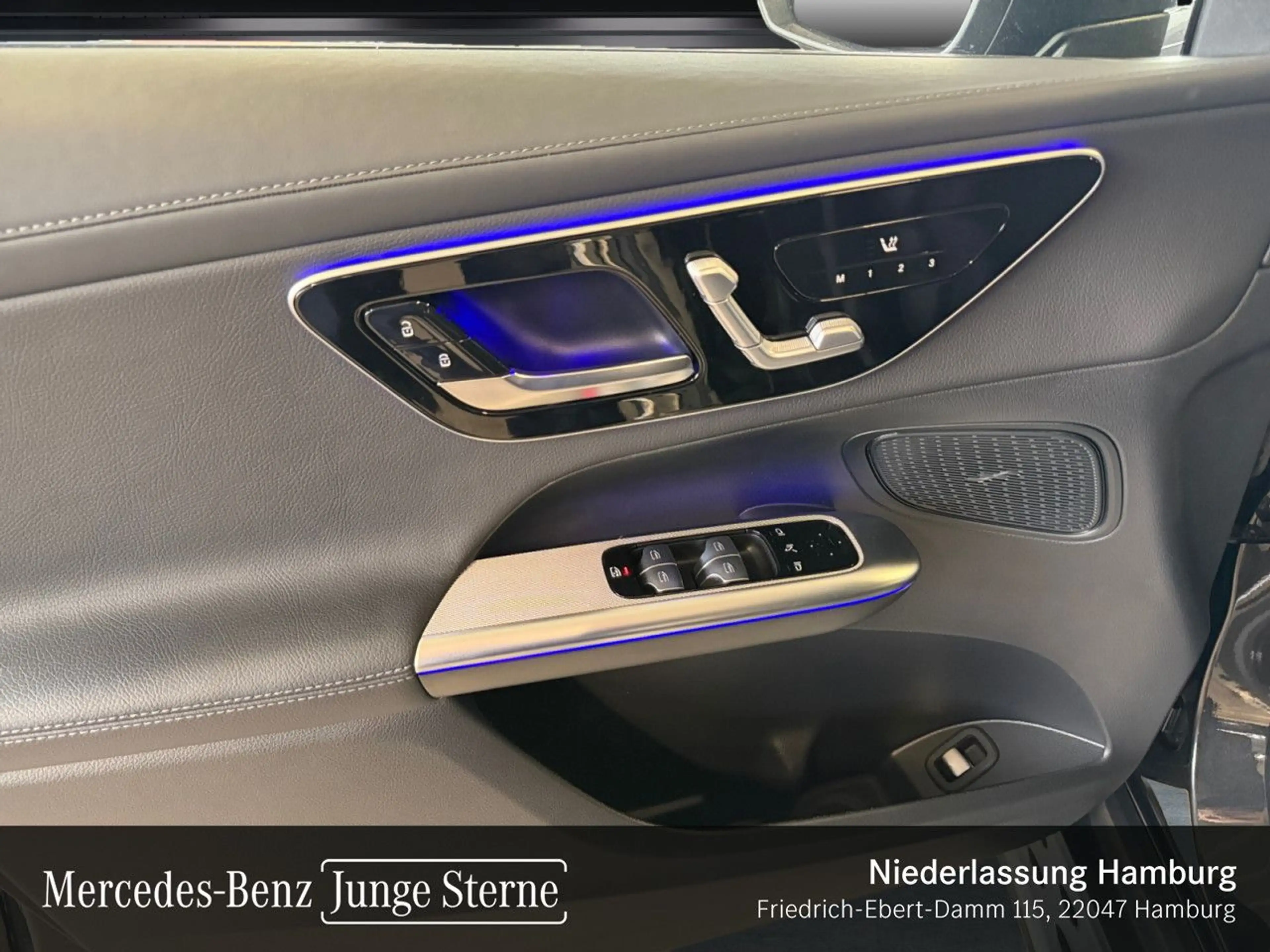 Mercedes-Benz GLC 450 d 4M AMG+NIGHT+PANO+360+AHK+KEYLESS+9G — photo 12