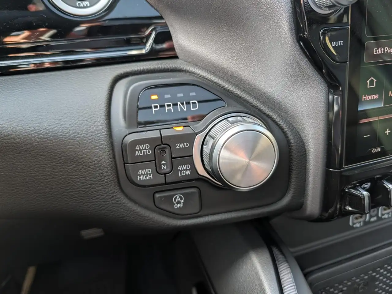 RAM 1500 fotografie RAM 1500