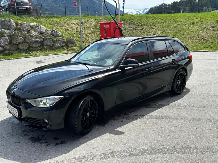 BMW 320 320d xDrive Touring