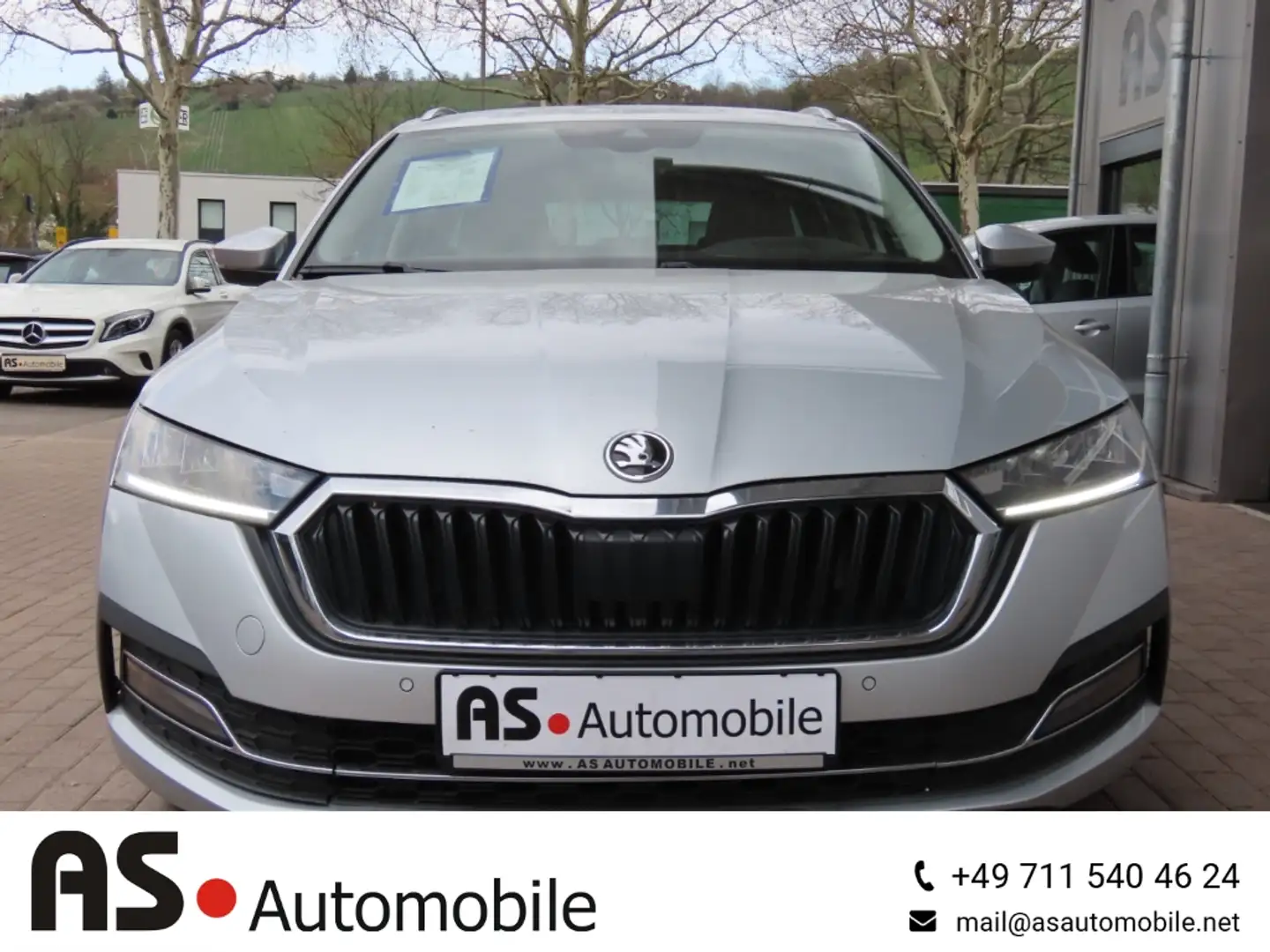 Skoda Octavia Combi Style 2.0 TDI 1.Hd*ACC*Navi*AHK Silber - 2