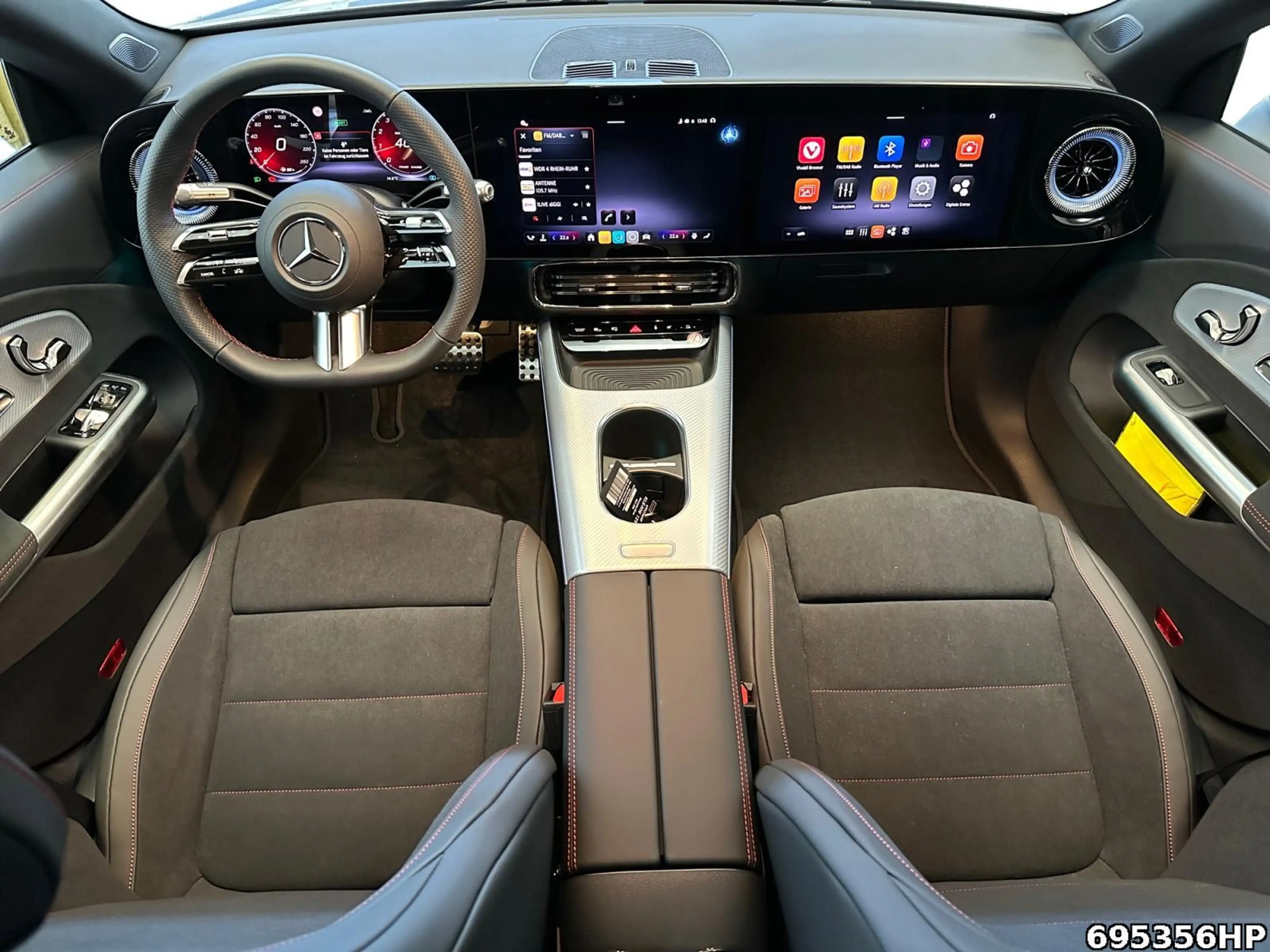 Mercedes-Benz CLA 200 +AMG+SUPERSCREEN+NIGHT+MEMORY+PREMIUM++ — photo 12