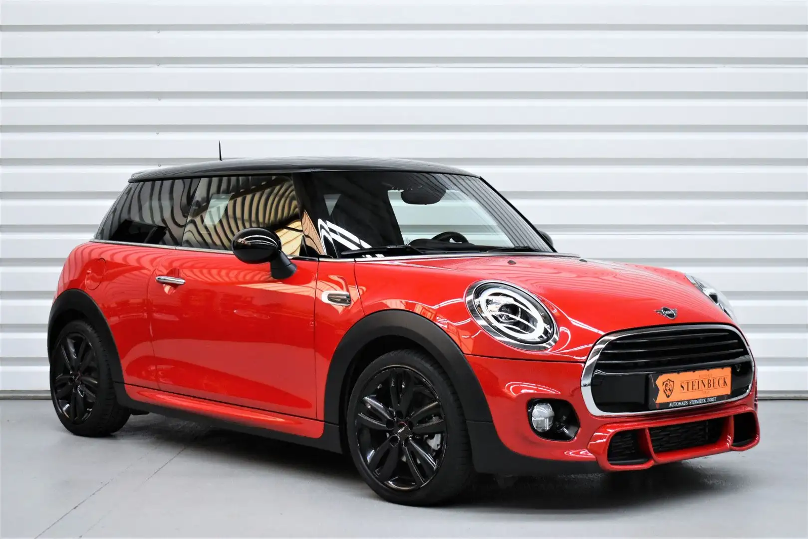 MINI John Cooper Works Coupe John Cooper Works+Alcantara+LED+SHZ+24.587KM Červená - 1