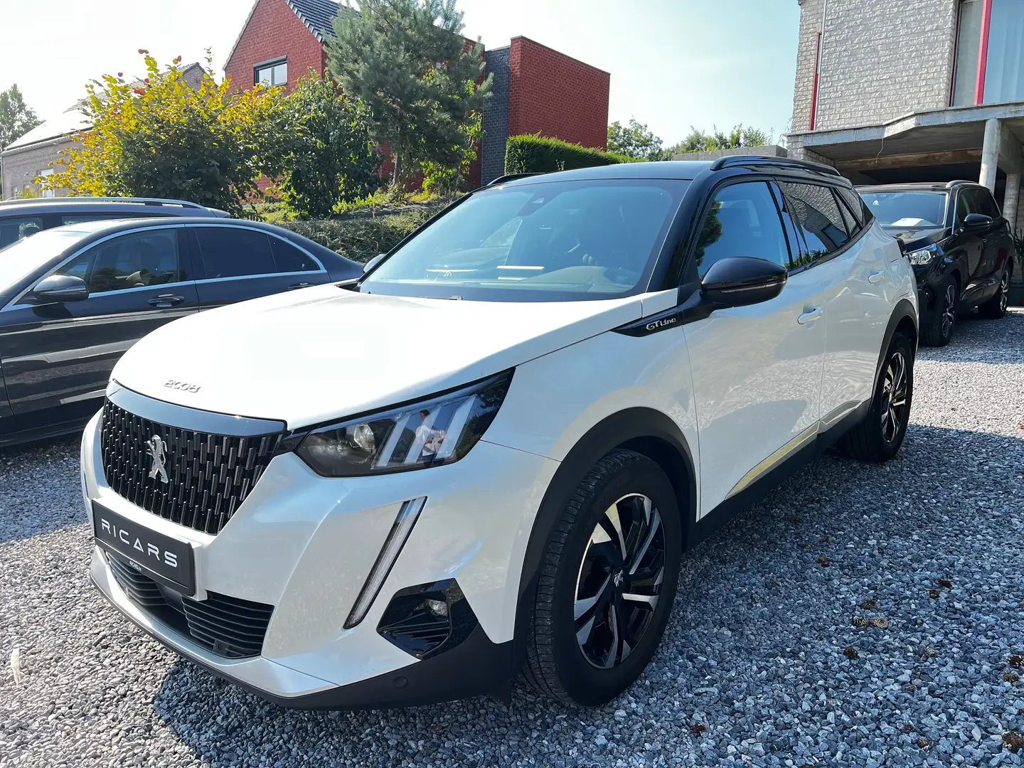 Peugeot 2008 GT-Line 1.5BlueHDi Cuir Camera Carnet GARANTIE 1an Blanc - 1