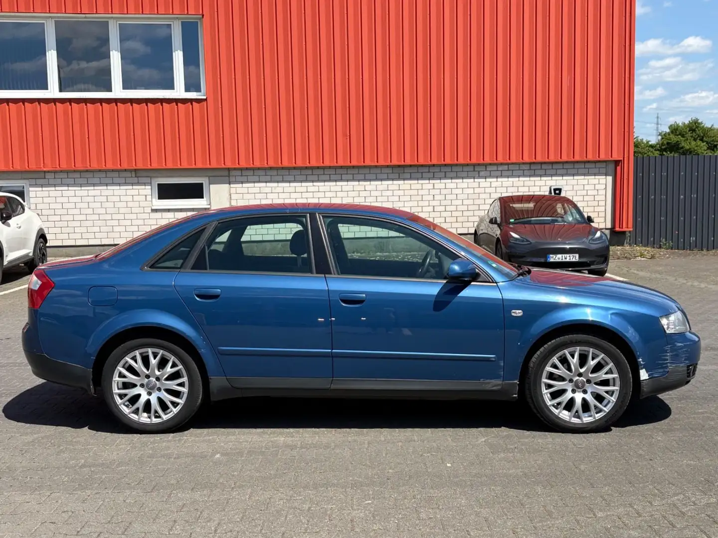 Audi A4 Bleu - 2