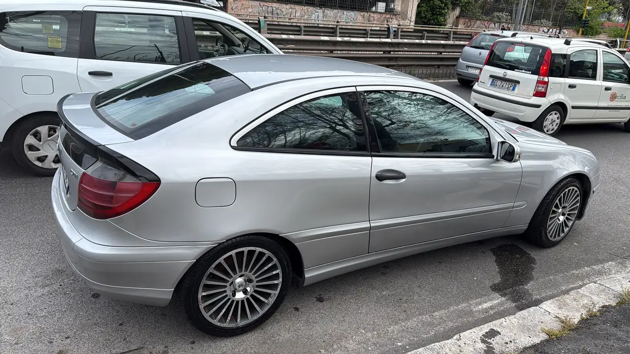 Mercedes-Benz C 220 SportCoupe cdi, foto 4