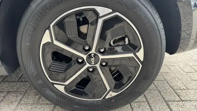 Kia Niro view 22
