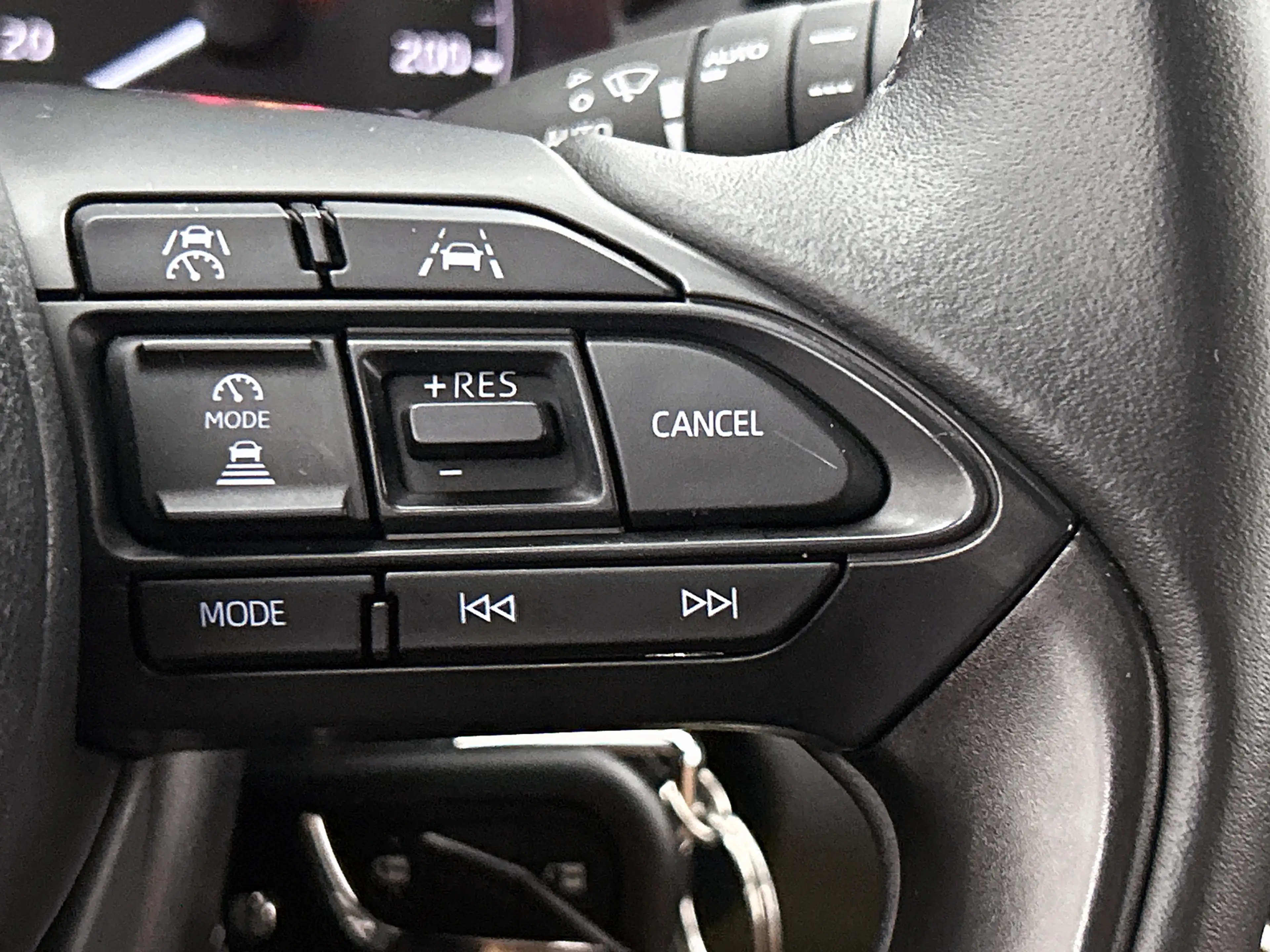 Mazda 2 Hybrid 1.5 Centre-line | Stoelverwarming | Camera — photo 15