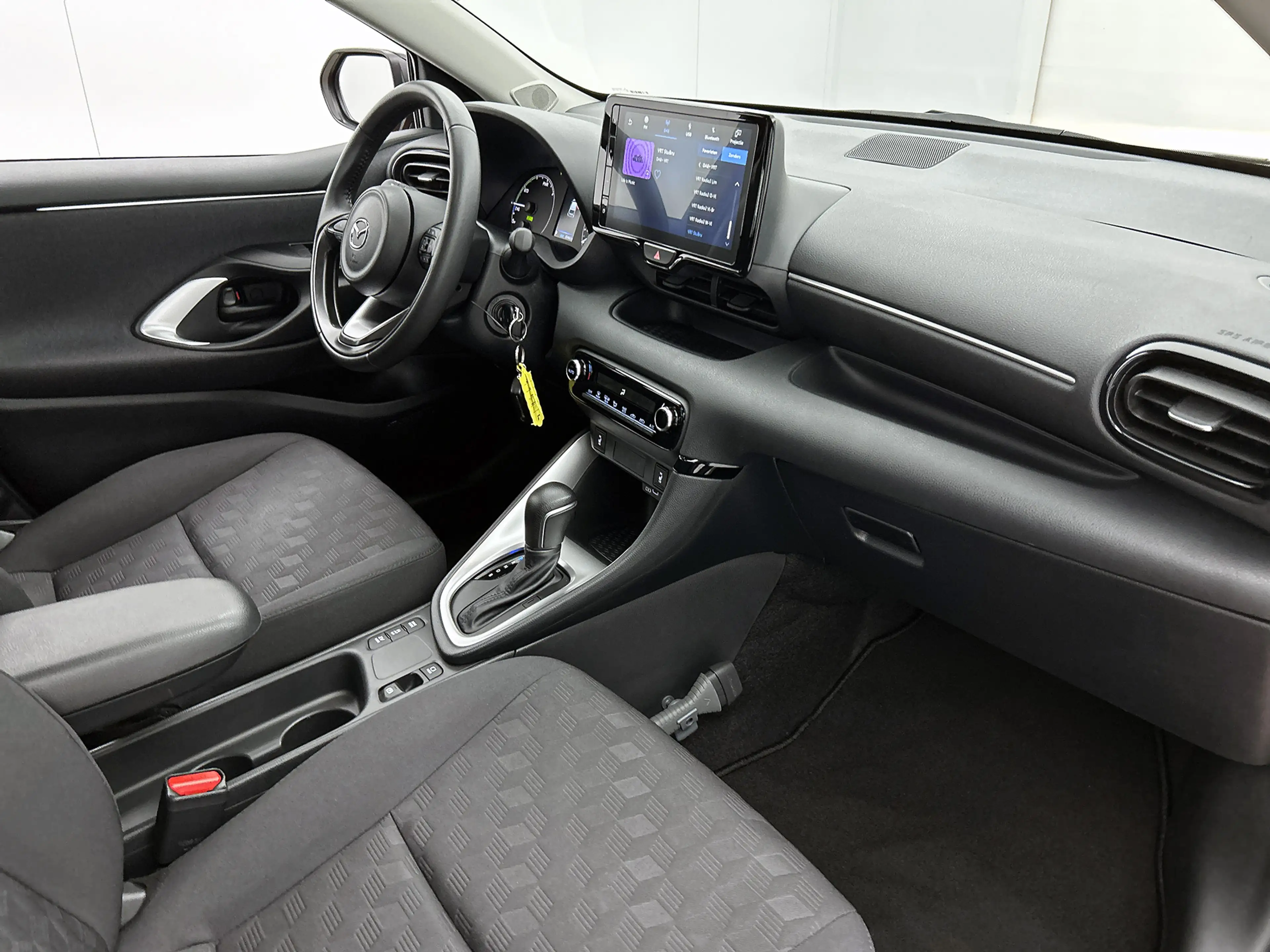 Mazda 2 Hybrid 1.5 Centre-line | Stoelverwarming | Camera — photo 6
