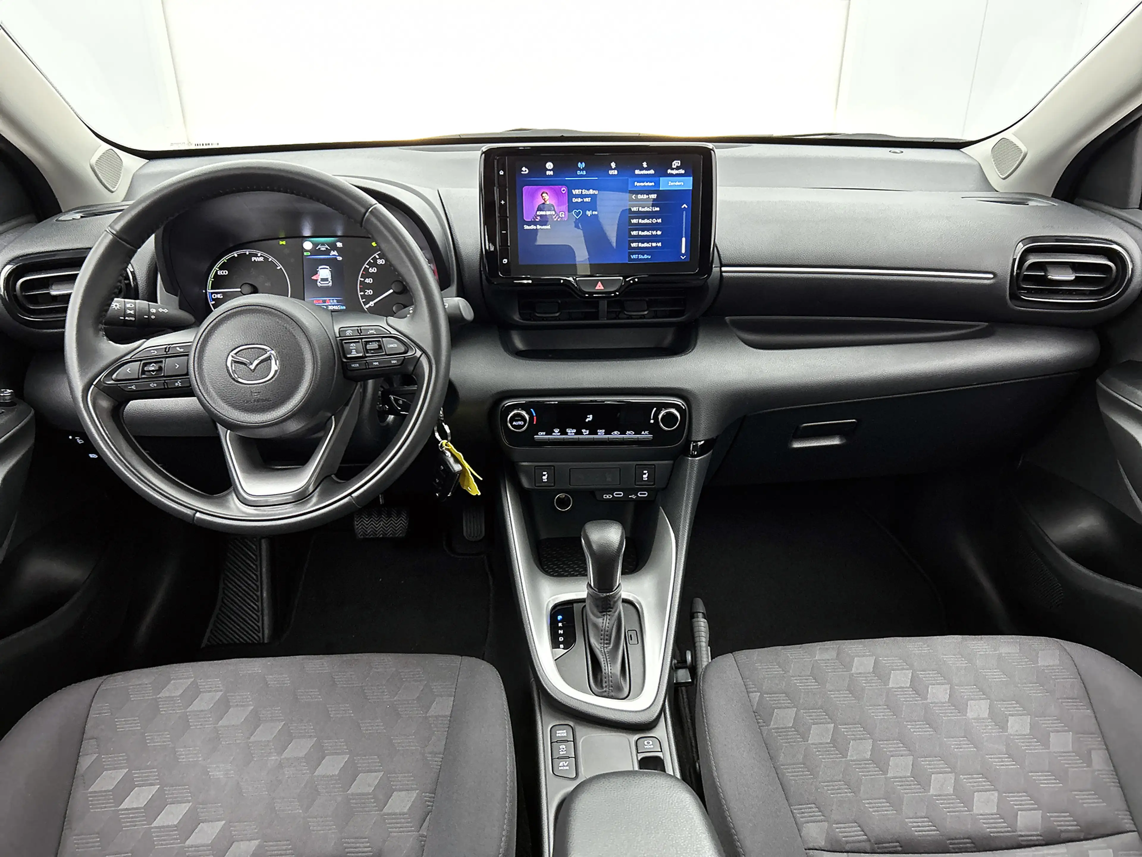Mazda 2 Hybrid 1.5 Centre-line | Stoelverwarming | Camera — photo 4