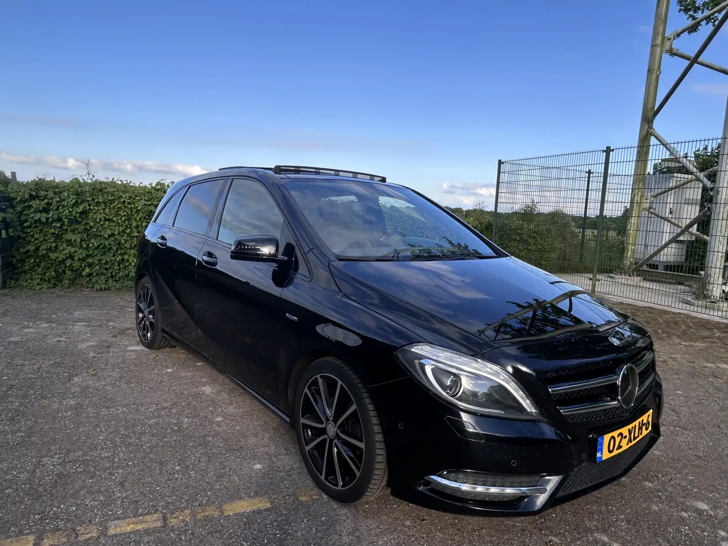 Mercedes-Benz B 180 BlueEFFICIENCY Edition 1 AMG - 2