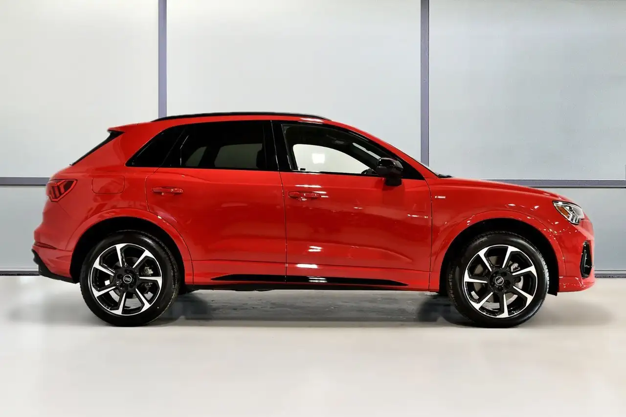 Audi Q3 fotografie Audi Q3