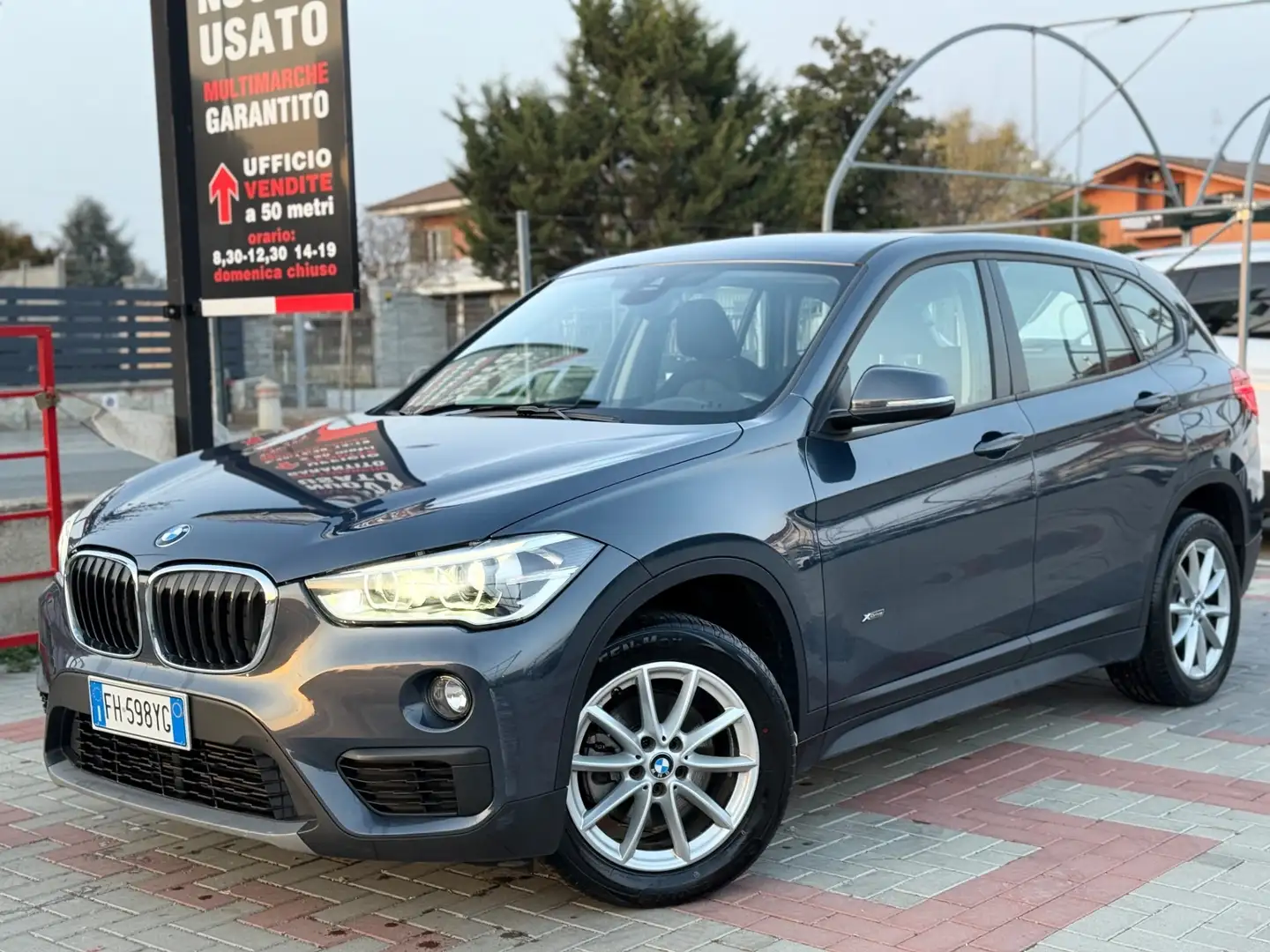 BMW X1 X1 xDrive18d Business Grigio - 2