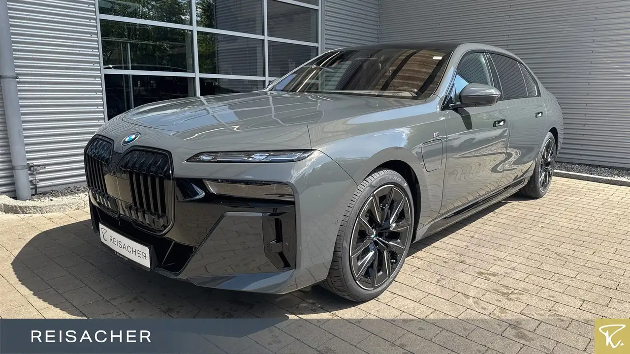 BMW 750
