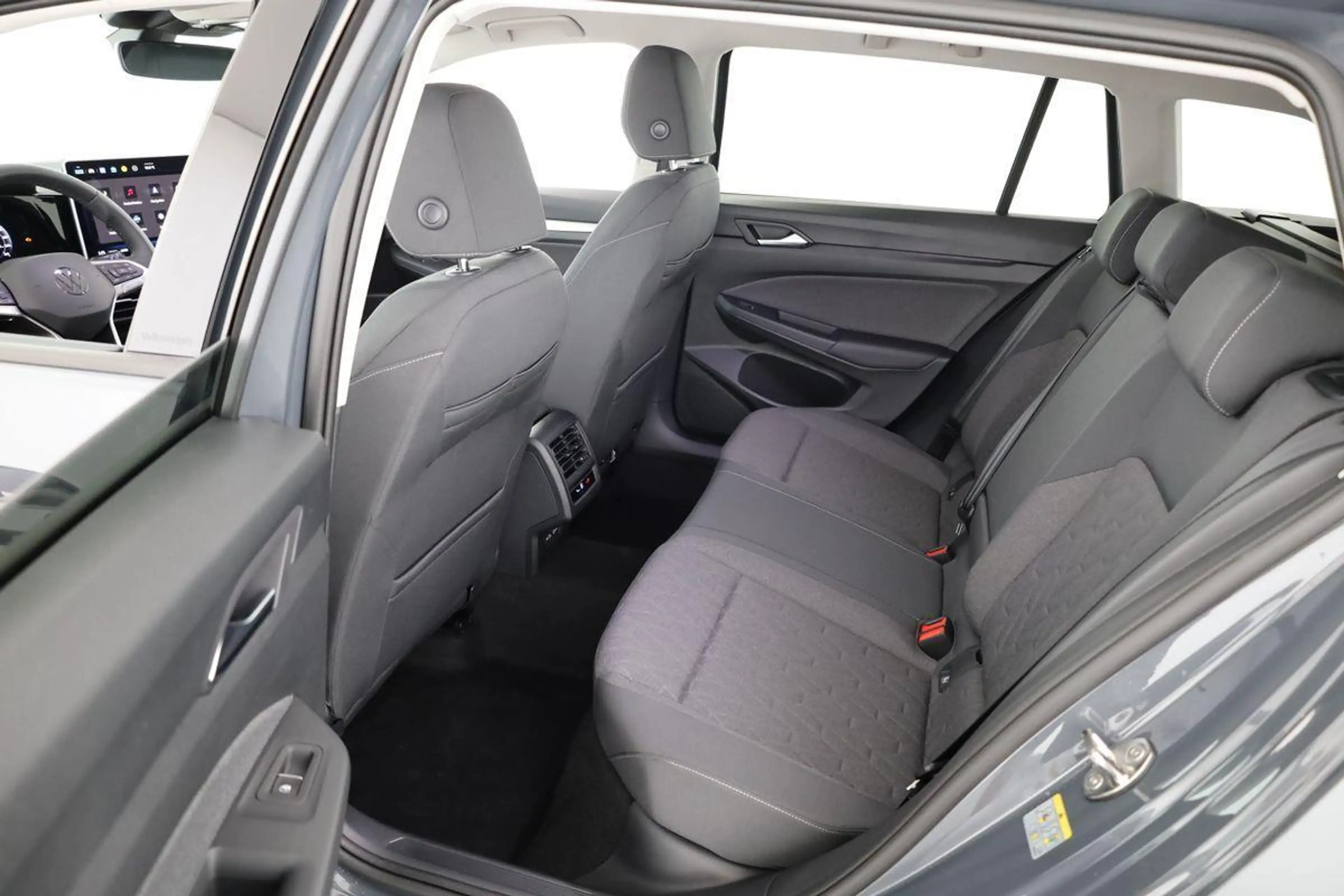 Volkswagen Golf Variant 1.5 TSI 110 kW Life VIII Life, easyOpen, Kamera... — photo 10