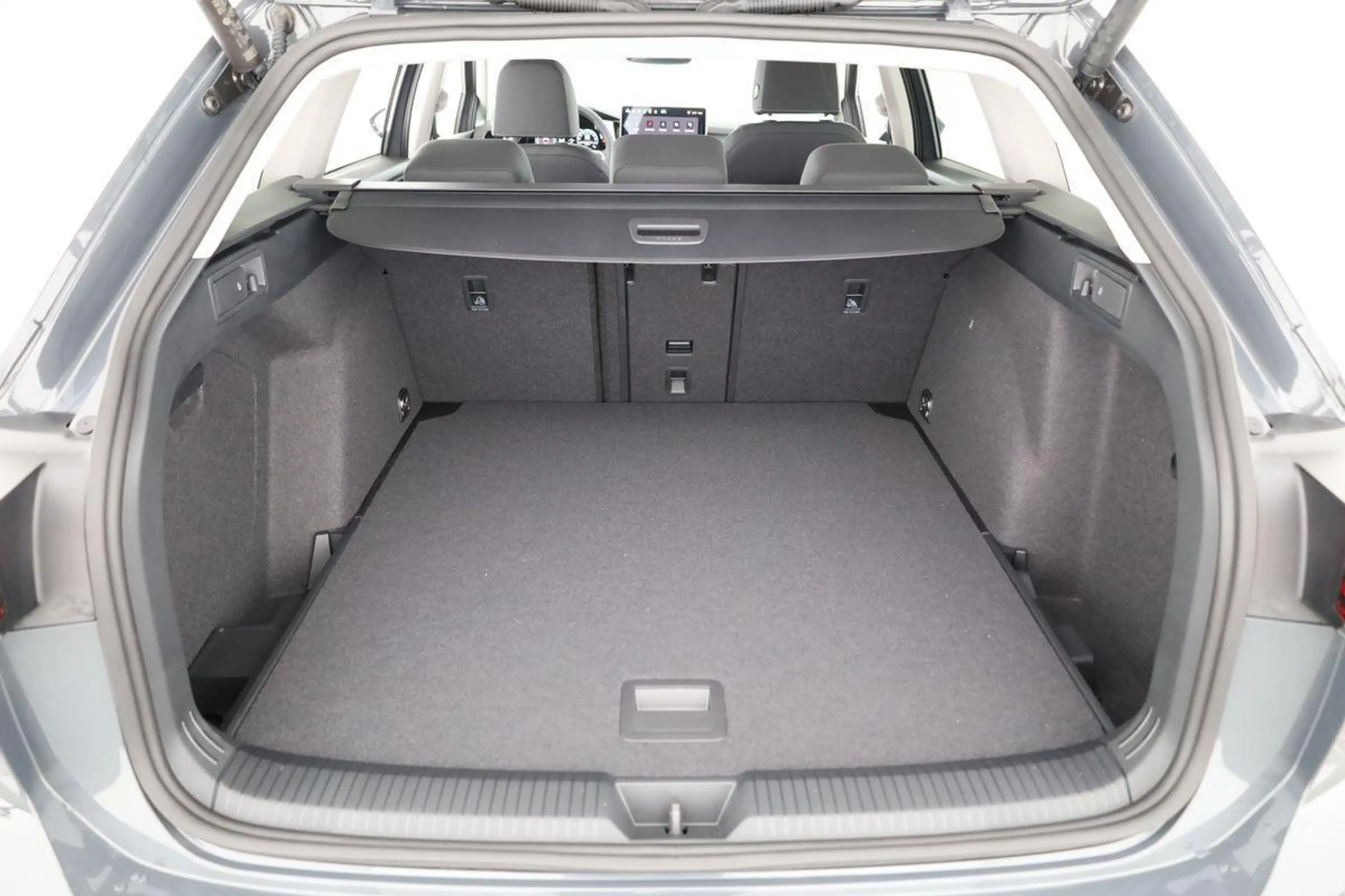 Volkswagen Golf Variant 1.5 TSI 110 kW Life VIII Life, easyOpen, Kamera... — photo 11