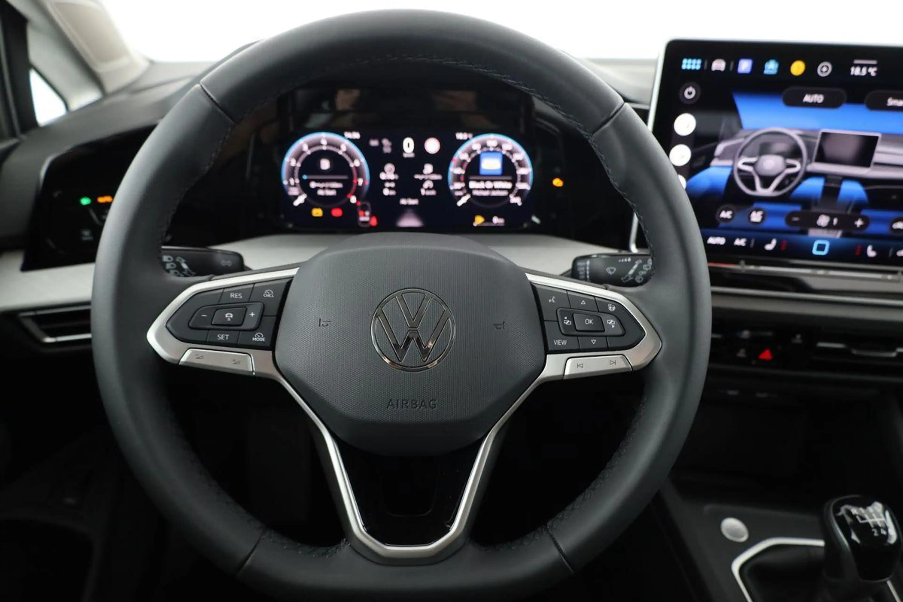 Volkswagen Golf Variant 1.5 TSI 110 kW Life VIII Life, easyOpen, Kamera... — photo 5