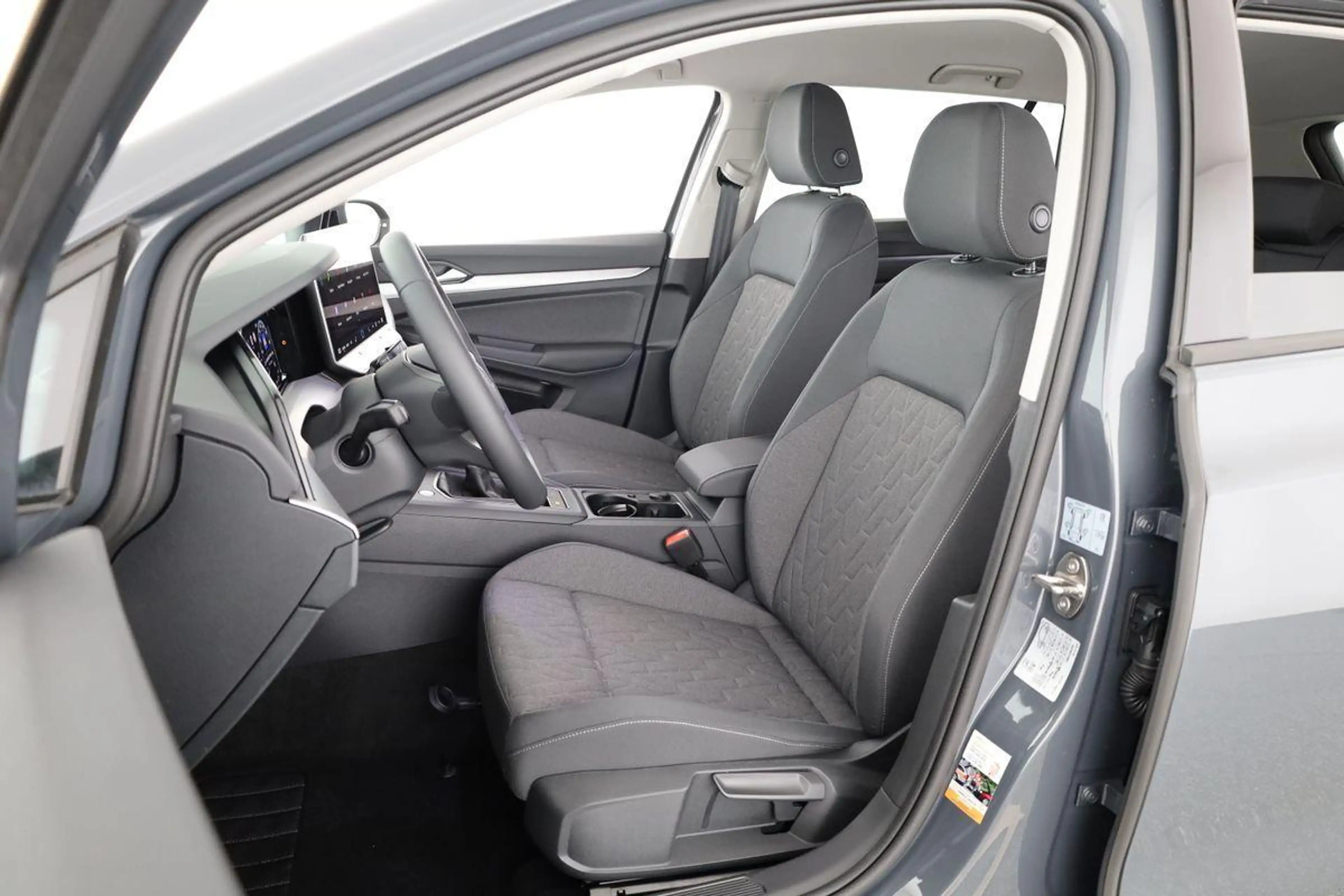 Volkswagen Golf Variant 1.5 TSI 110 kW Life VIII Life, easyOpen, Kamera... — photo 9