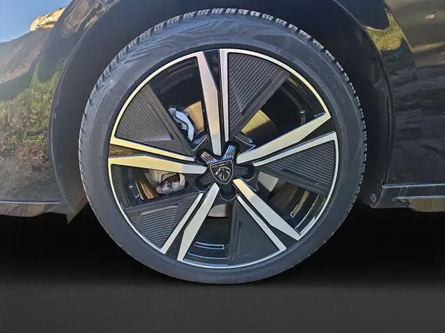 Peugeot 308 view 10