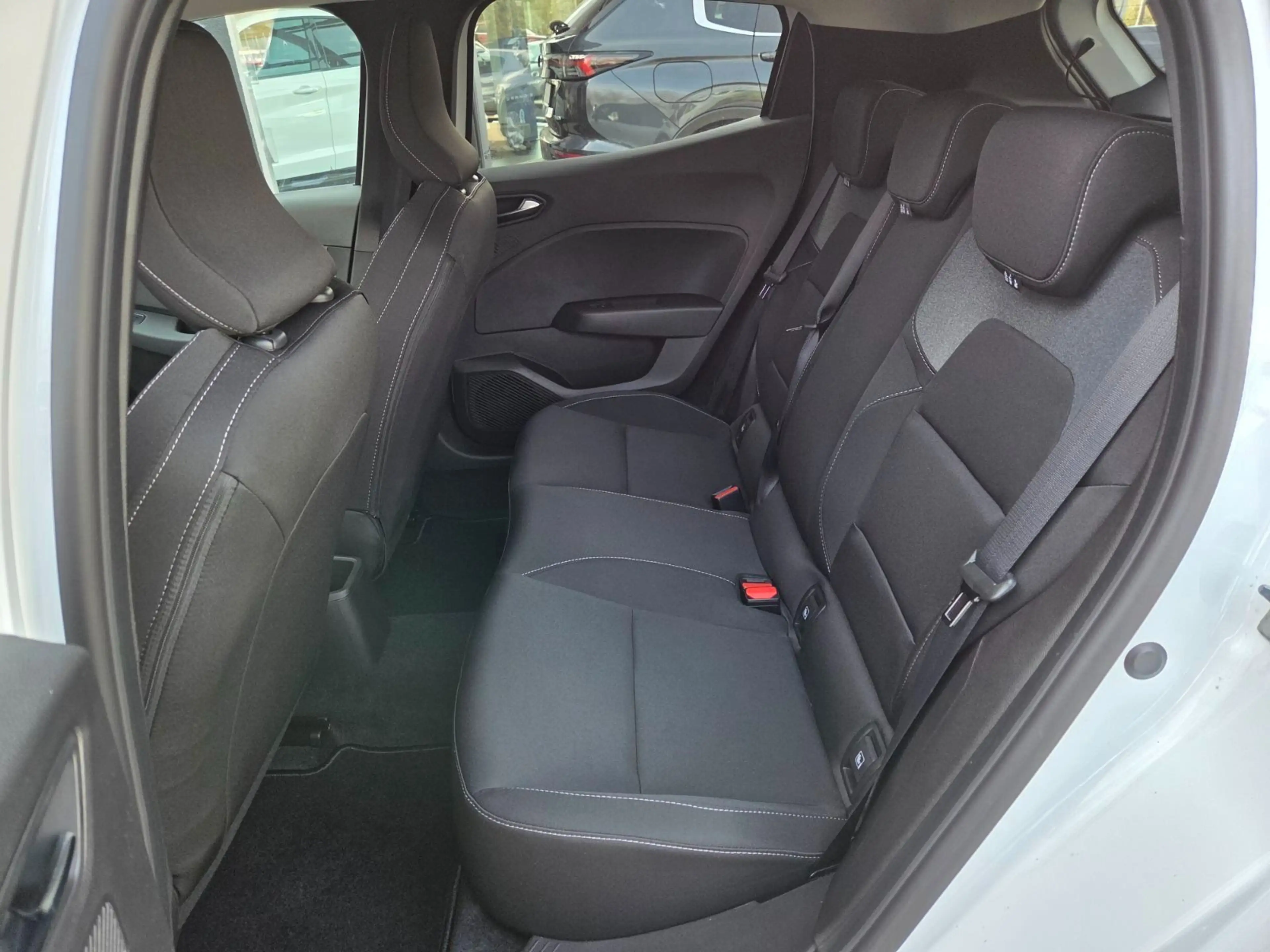 Mitsubishi Colt Plus 1.0 TB (91PS)LED+Kamera+LM+CarPlay+SHZ — photo 11