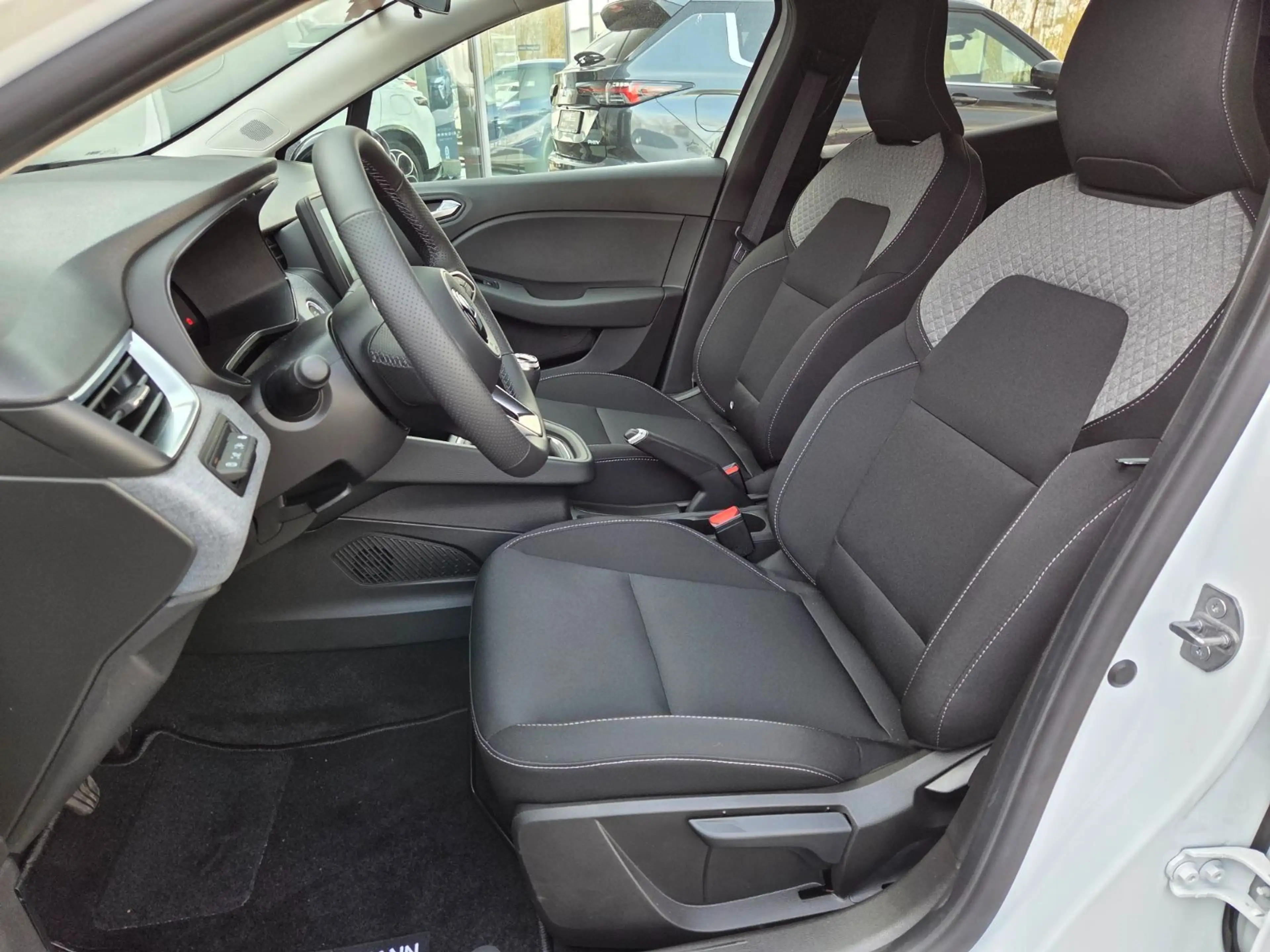 Mitsubishi Colt Plus 1.0 TB (91PS)LED+Kamera+LM+CarPlay+SHZ — photo 9