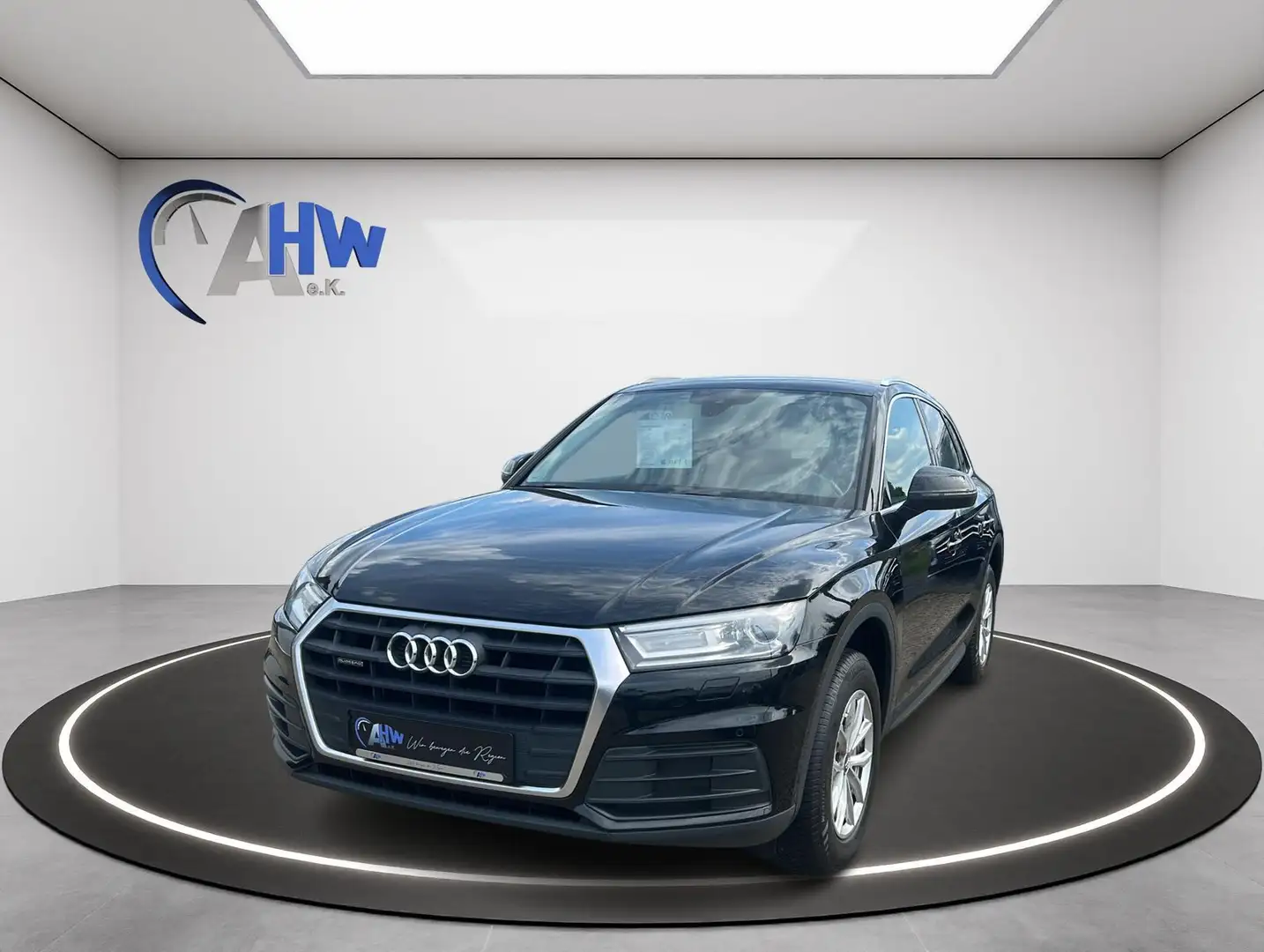 Audi Q5 2.0 TDI quattroNavi,PDC,AHK Schwarz - 1