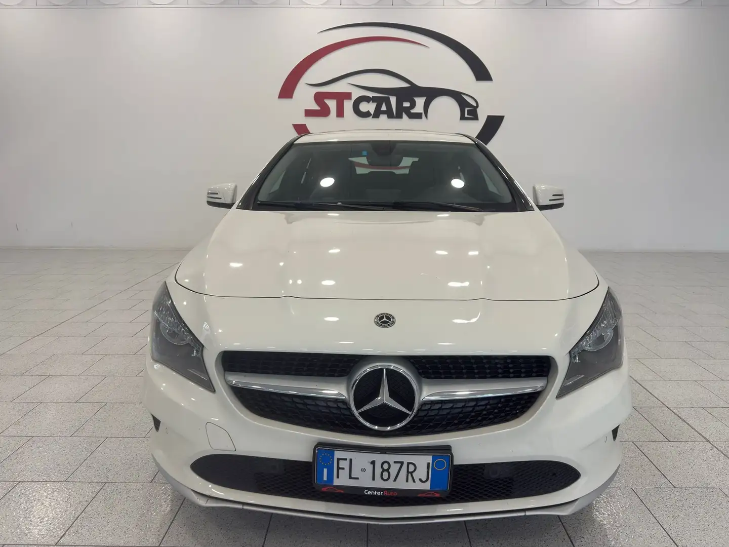 Mercedes-Benz CLA 200 Shooting Brake d Sport 200d 136cv Blanc - 2