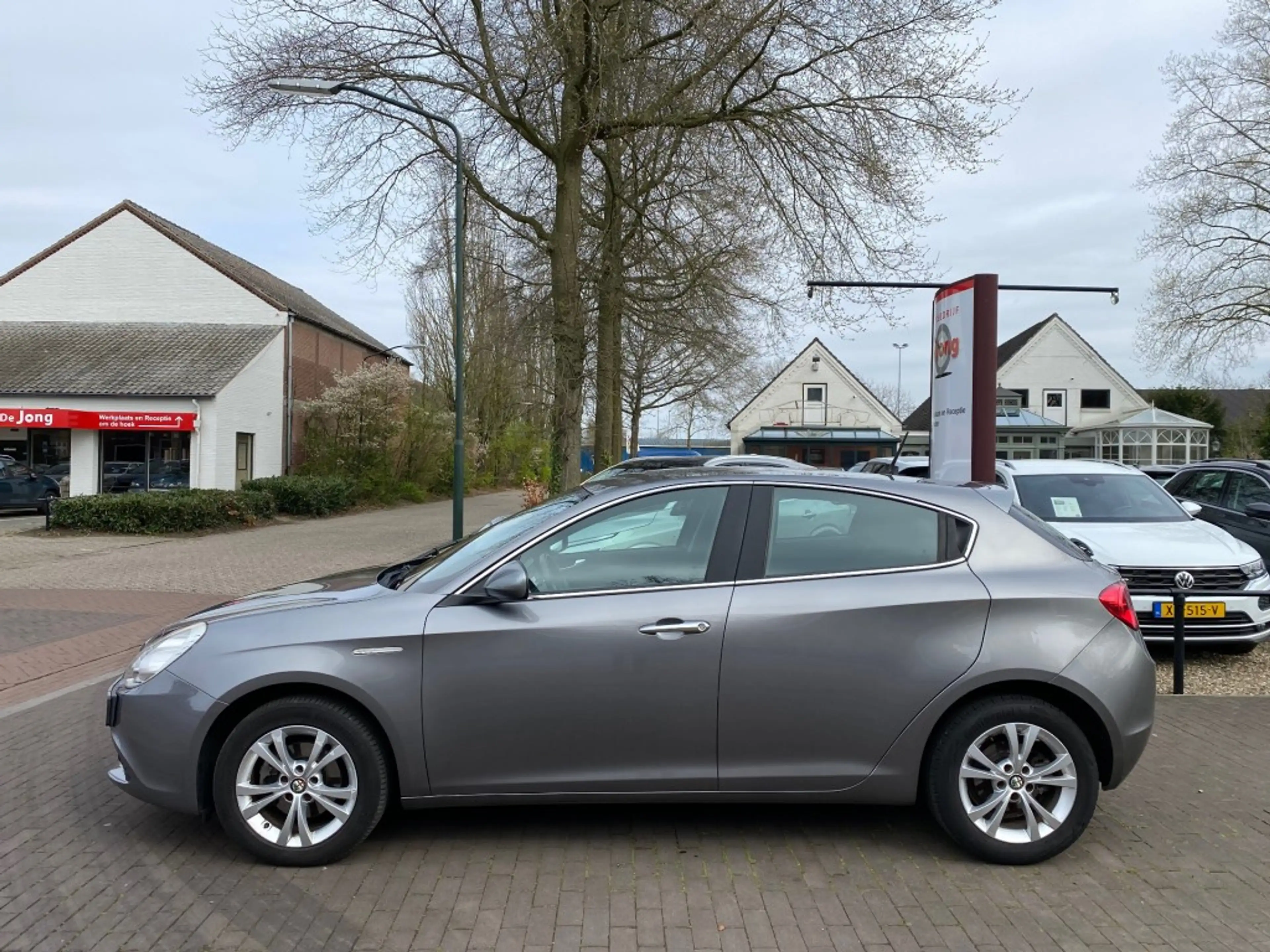Alfa Romeo Giulietta 1.4 T DISTINCTIVE 170PK / CRUISE CTR. / LED / AIRC — photo 3