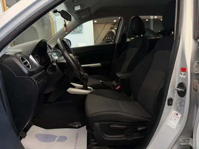 Suzuki Vitara view 7