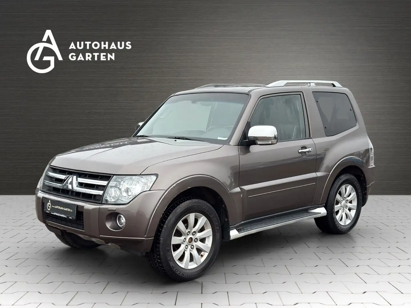 Mitsubishi Pajero 3.2 DI-D 4X4 Automatik Limited Edition Brun - 1