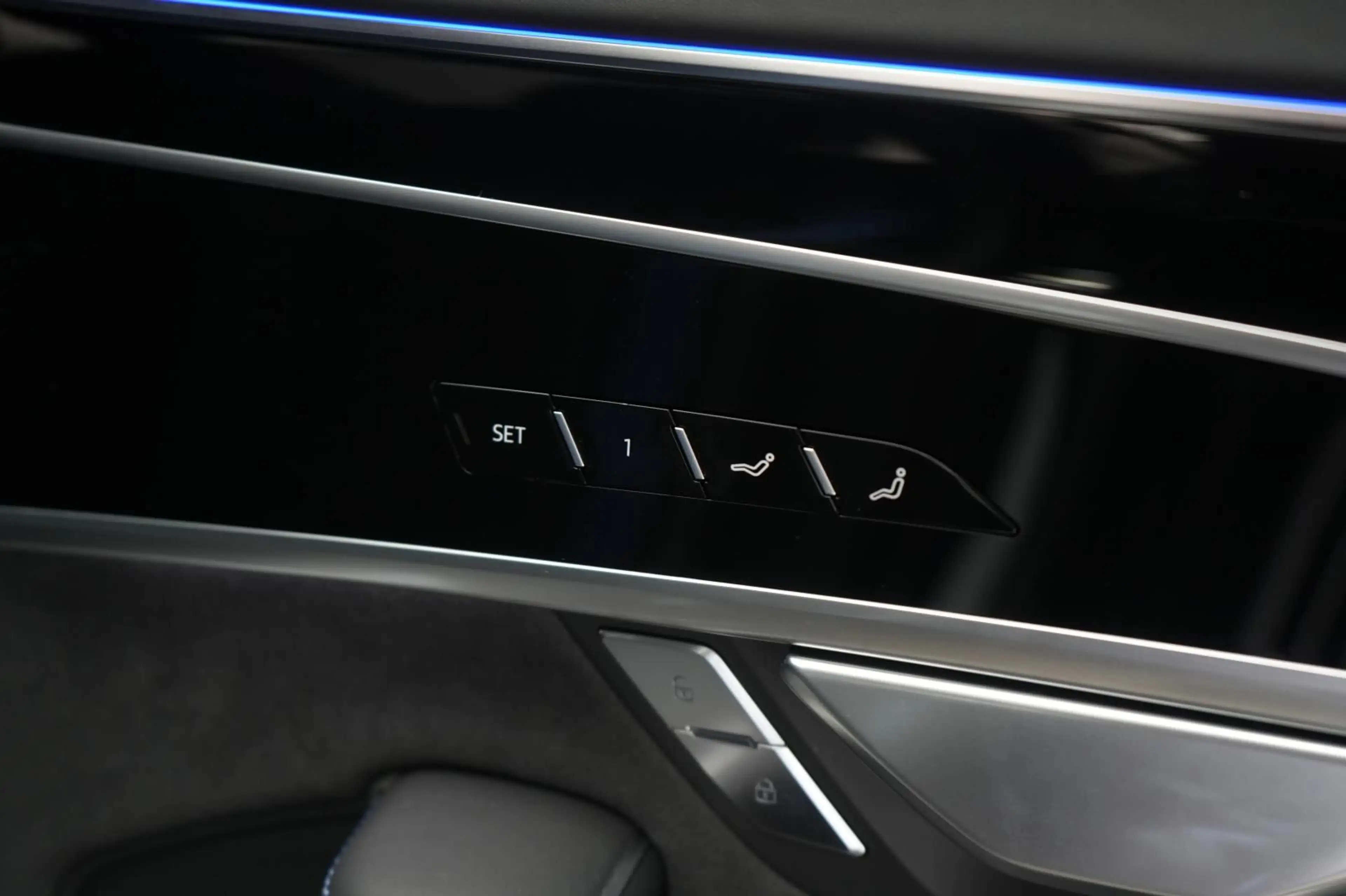Audi A8 60 TFSI e quattro S line Leder/ACC/Pano/B&O/H — photo 13