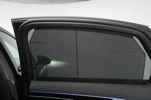 Audi A8 view 12