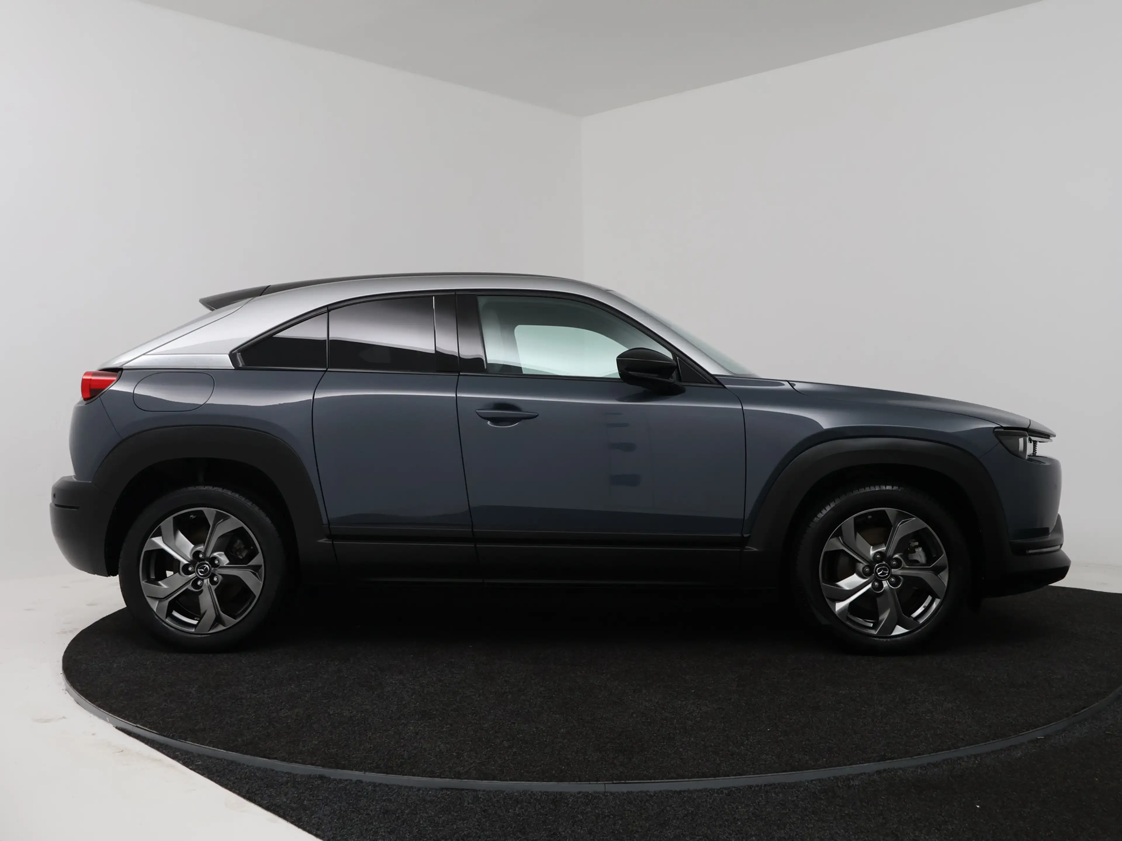 Mazda MX-30 e-SkyActiv 145 First Edition 36 kWh | Stoelgeheuge — photo 13