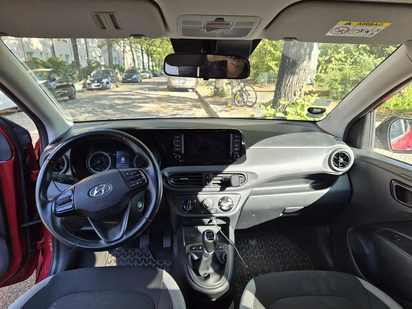 Hyundai i10 i10 1.2 Intro Edition Red - 2