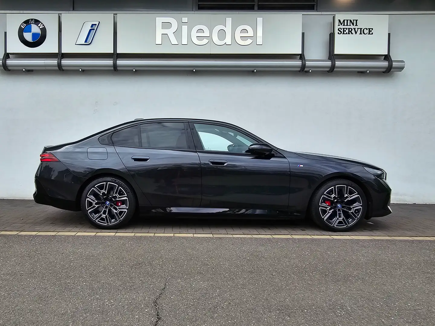 BMW i5 xDrive40 M Sportpaket Pro*Pano*DAPro*h/k*20" Gris - 2