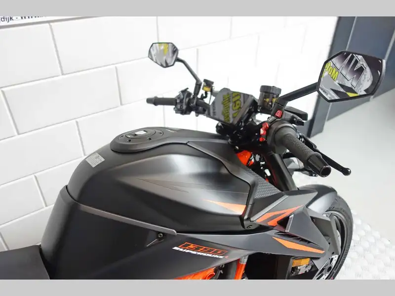 KTM 1390 Super Duke R EVO - foto 7