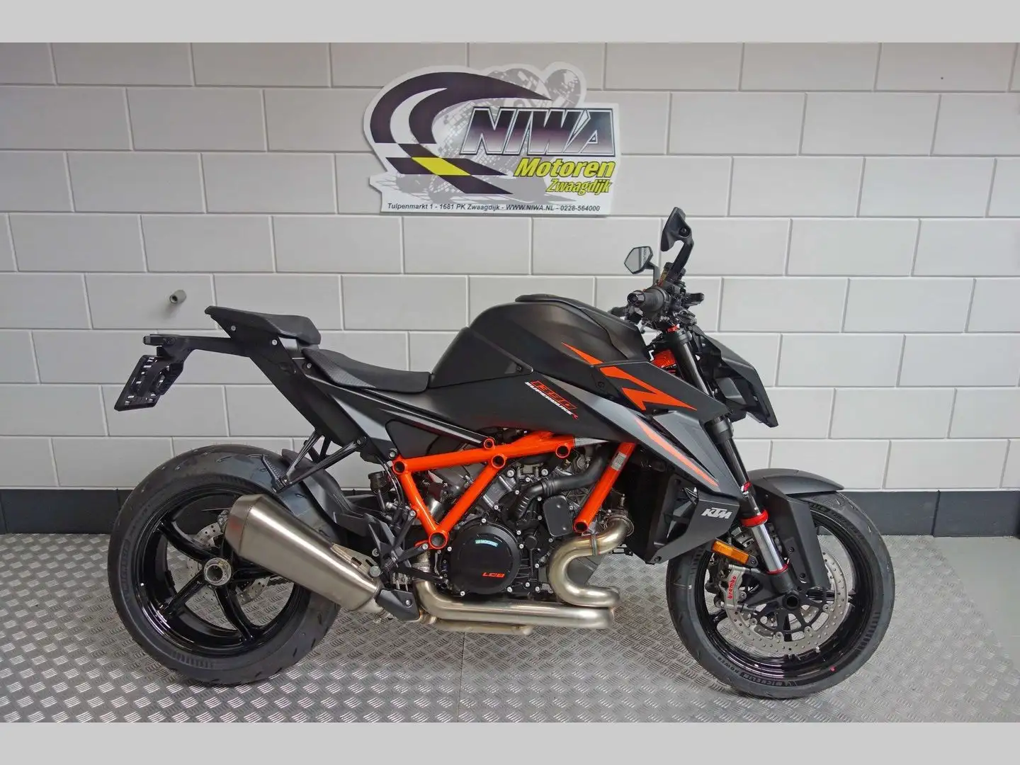 KTM 1390 Super Duke R EVO Noir - 1