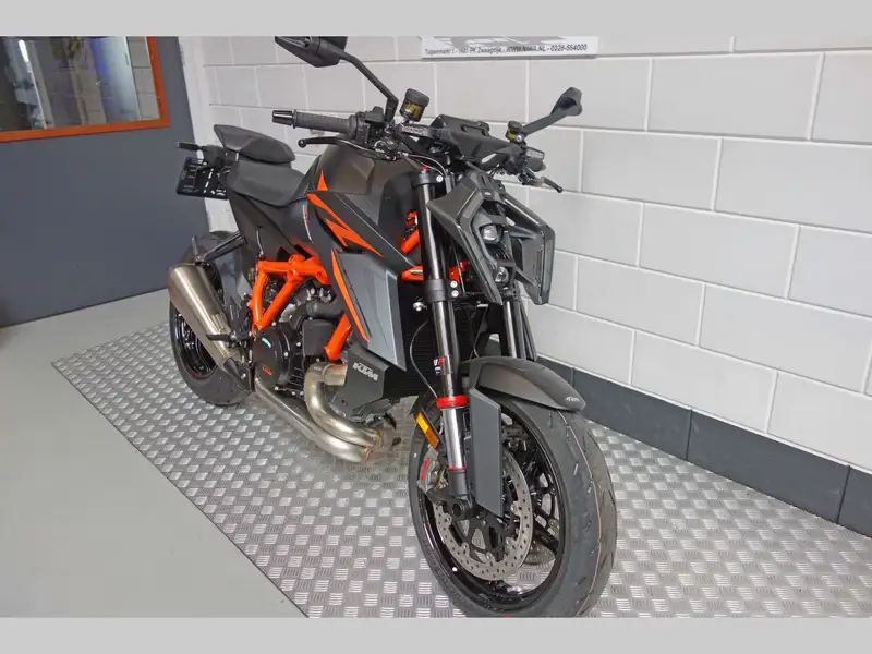 KTM 1390 Super Duke R EVO - foto 4