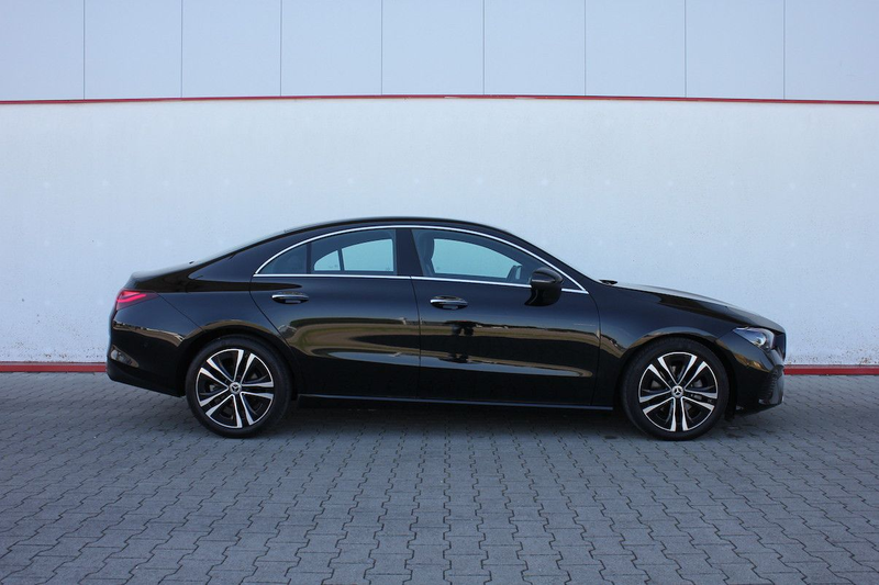 Mercedes-Benz CLA 180 d Coupé Cp. Progressive Line WideScreen — photo 3