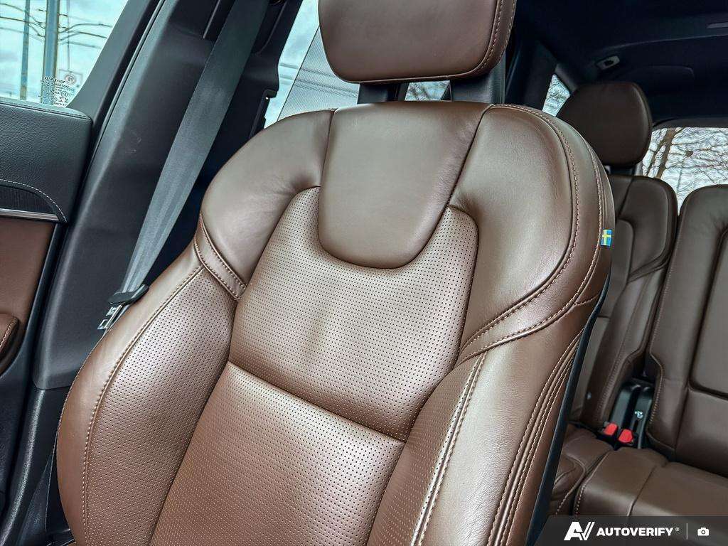 2021 Volvo XC90 T6 Inscription 7 Passenger thumb 18