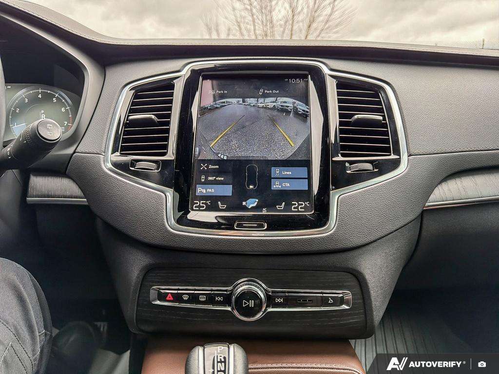 2021 Volvo XC90 T6 Inscription 7 Passenger thumb 17